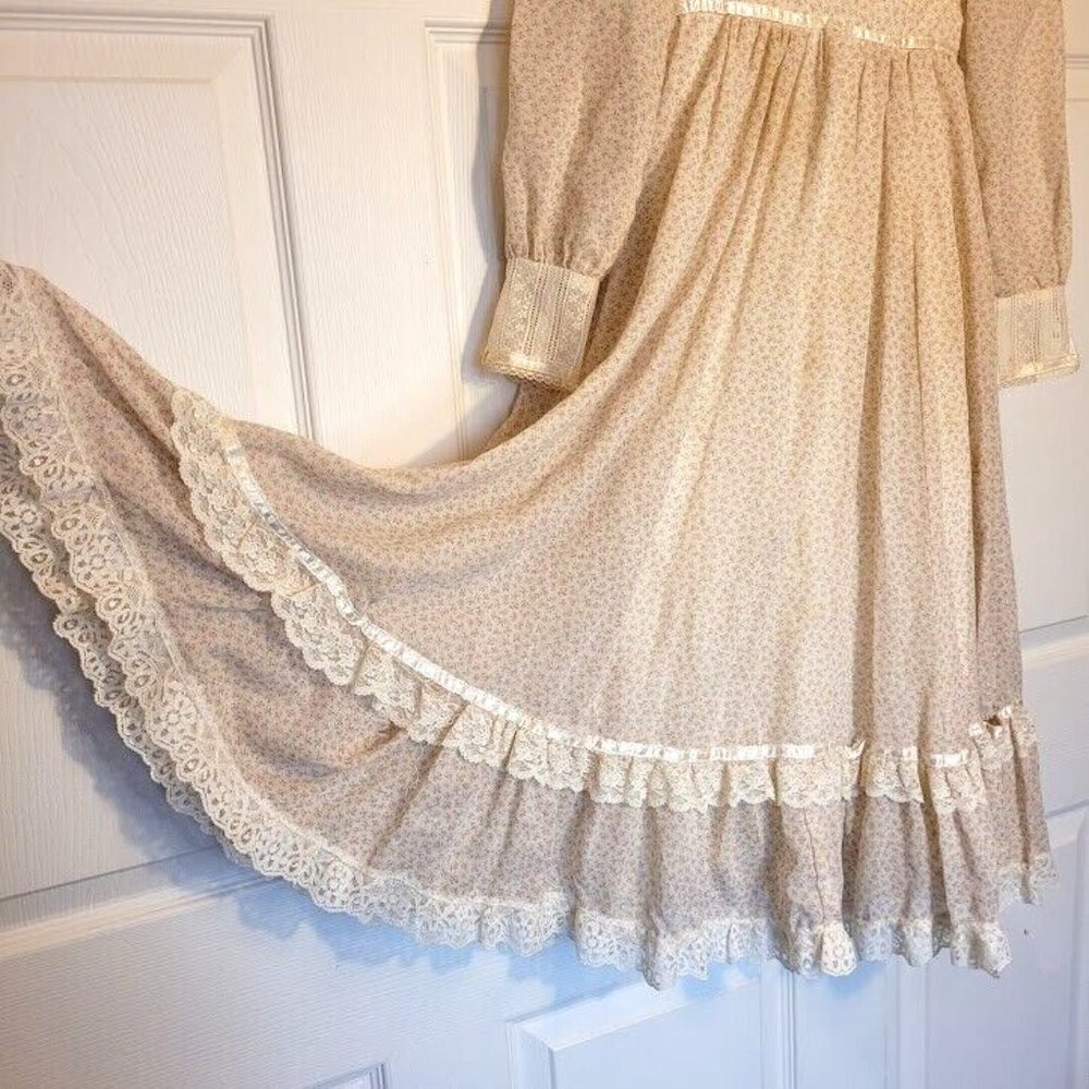 SOLD 1970s VTG GUNNE SAX Prairie Dress Floral Cottage Lace Home 7 French Country - Picture 9 of 16